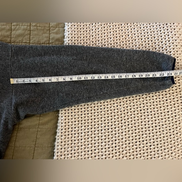 Patagonia Gray Men's Sweater - Picture 4 of 6